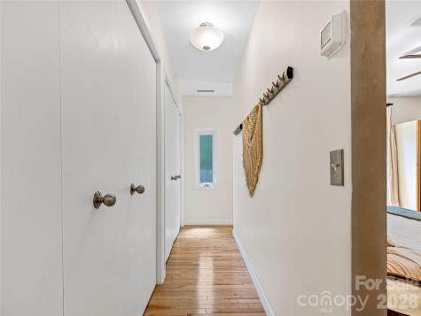 44 Broadview Avenue Asheville NC 28803