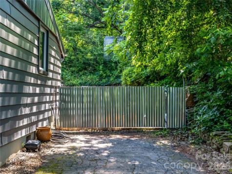 44 Broadview Avenue Asheville NC 28803