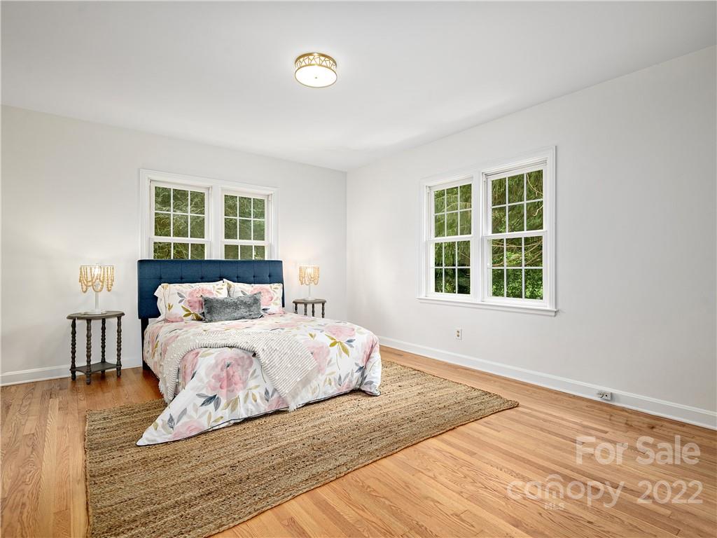 10 Alclare Drive Asheville NC 28804