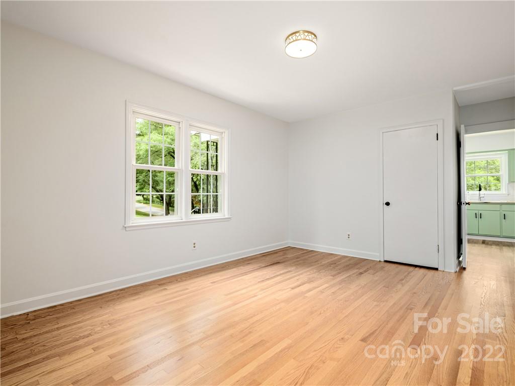 10 Alclare Drive Asheville NC 28804