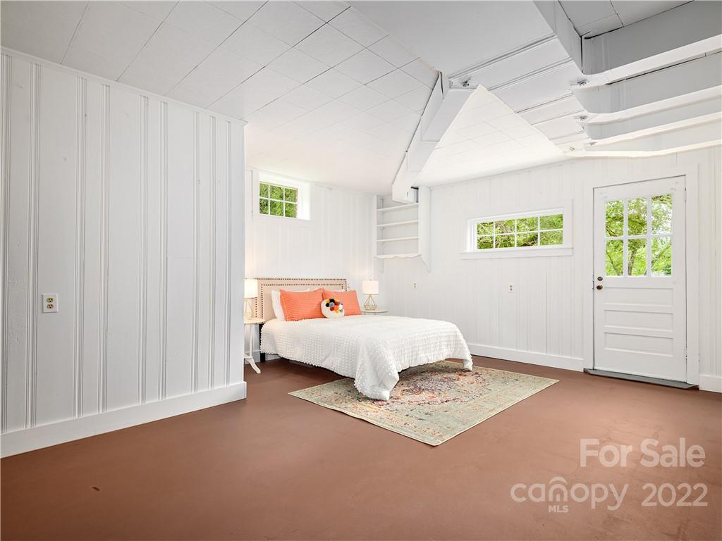10 Alclare Drive Asheville NC 28804