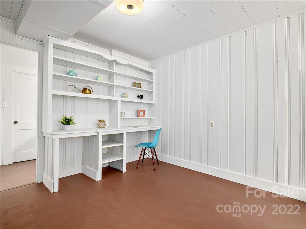 10 Alclare Drive Asheville NC 28804