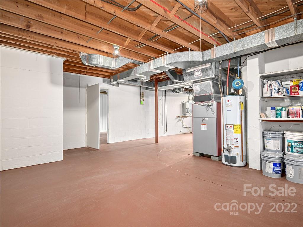 10 Alclare Drive Asheville NC 28804