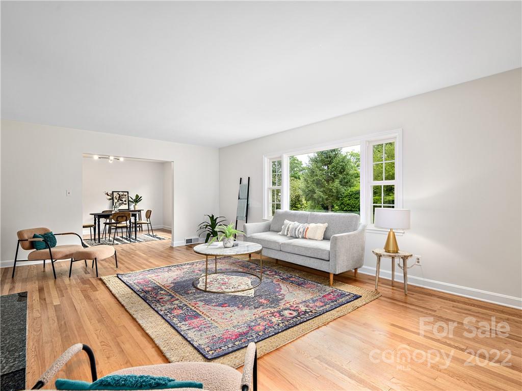 10 Alclare Drive Asheville NC 28804