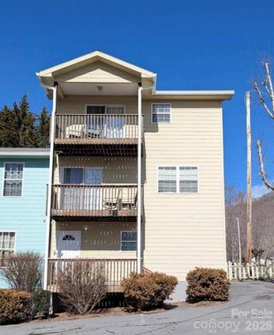 145 Lincoln Park Road Burnsville NC 28714