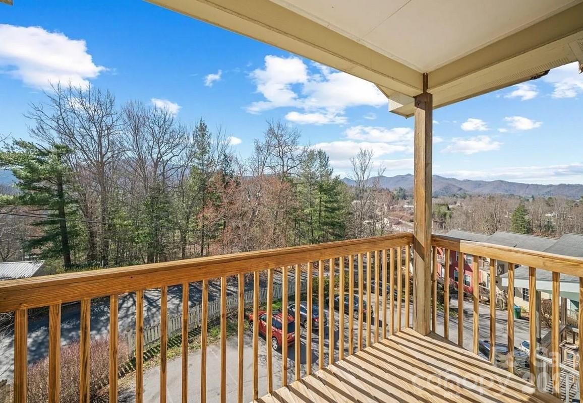 145 Lincoln Park Road Burnsville NC 28714