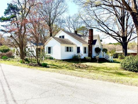 1005 N Main Street Oakboro NC 28129