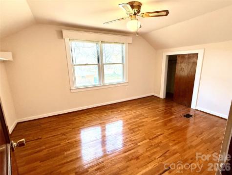 1005 N Main Street Oakboro NC 28129