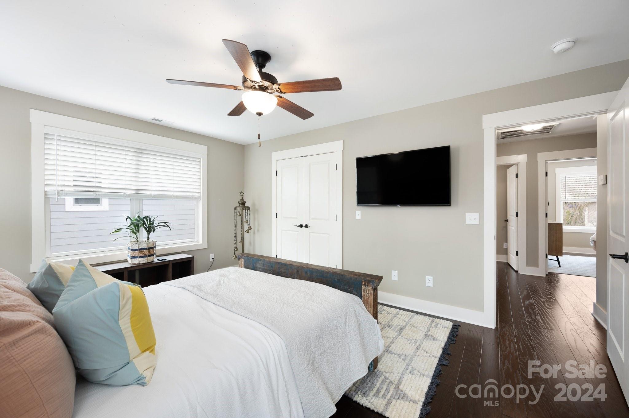 5 Crayton Park Drive Asheville NC 28803