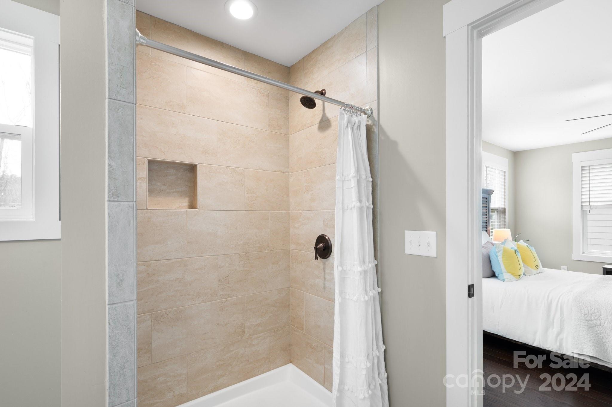 5 Crayton Park Drive Asheville NC 28803