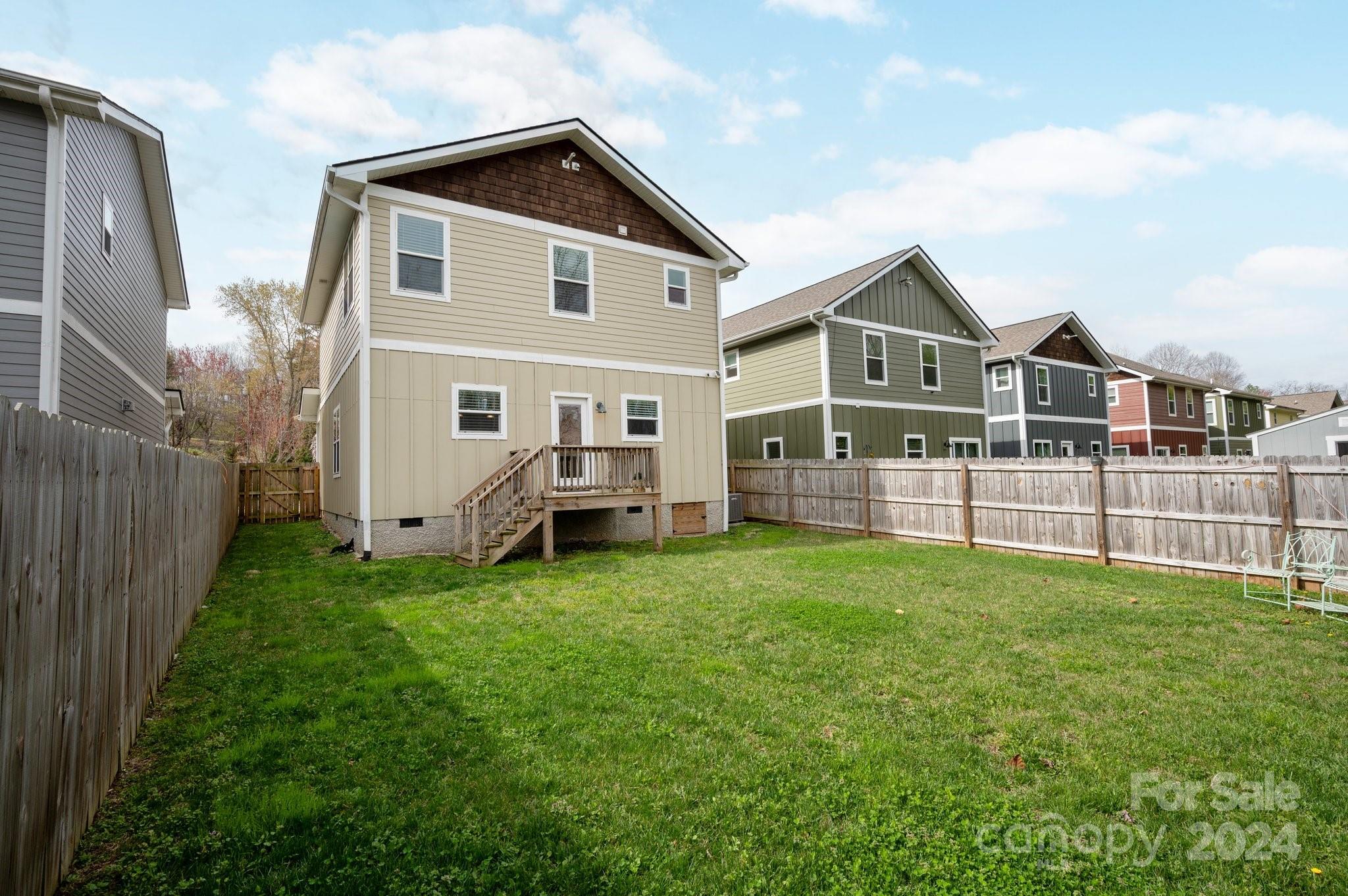 5 Crayton Park Drive Asheville NC 28803