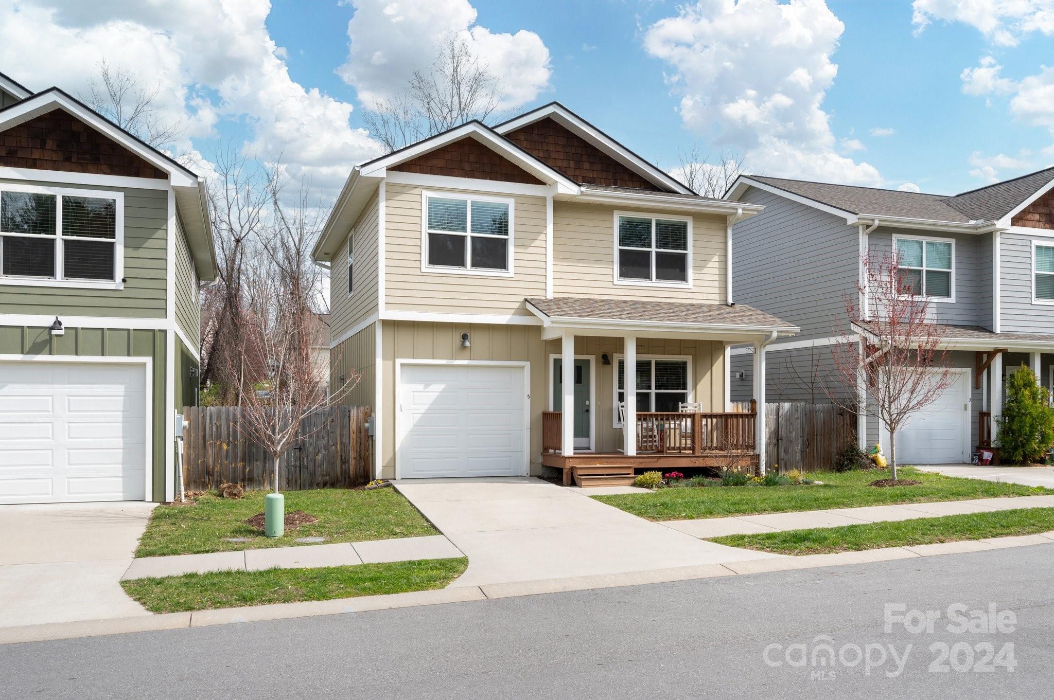 5 Crayton Park Drive Asheville NC 28803