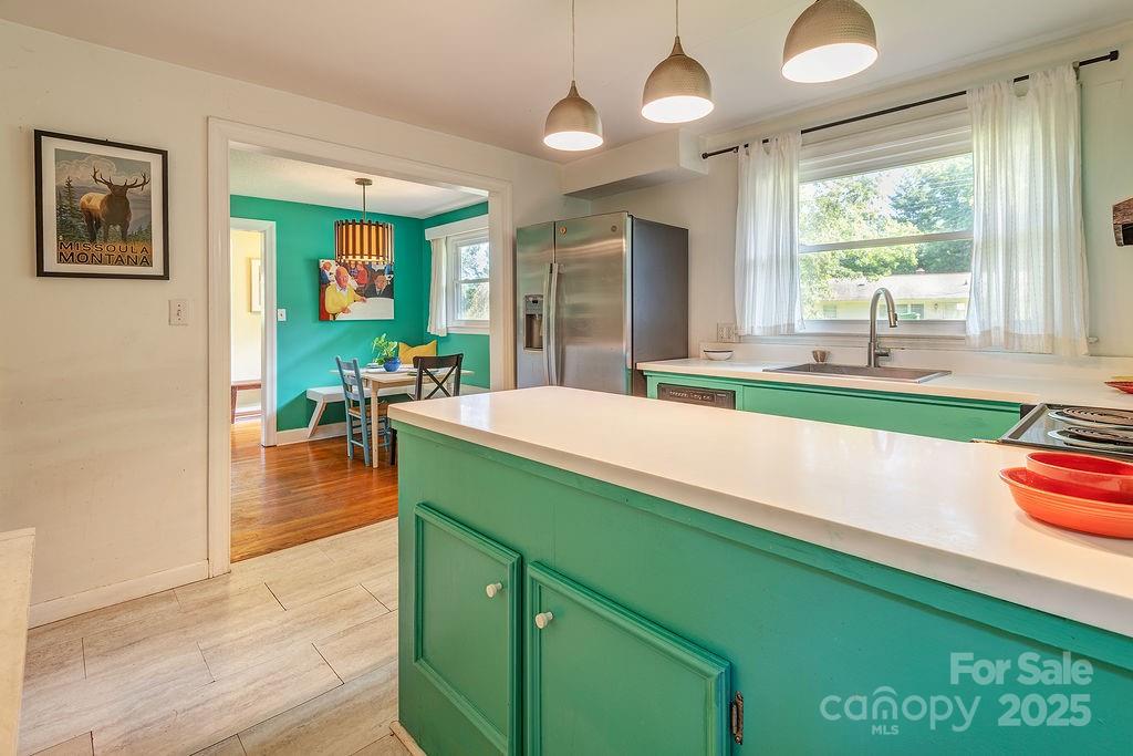 15 Valle Vista Drive Asheville NC 28804