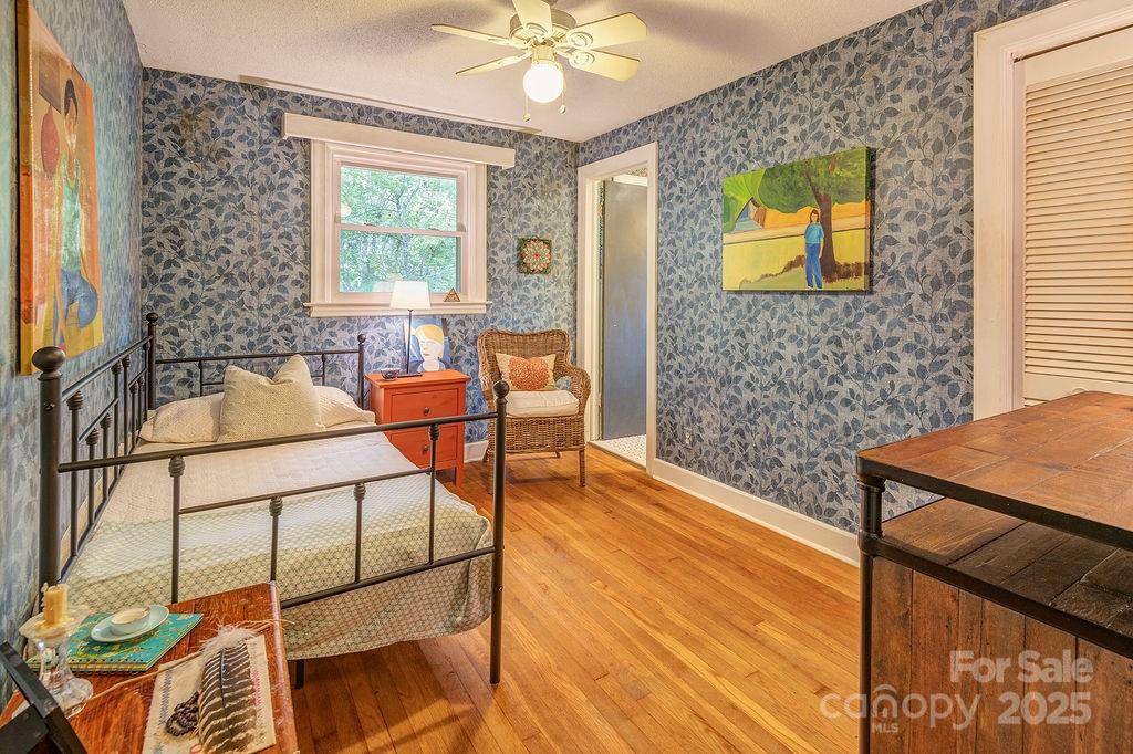 15 Valle Vista Drive Asheville NC 28804