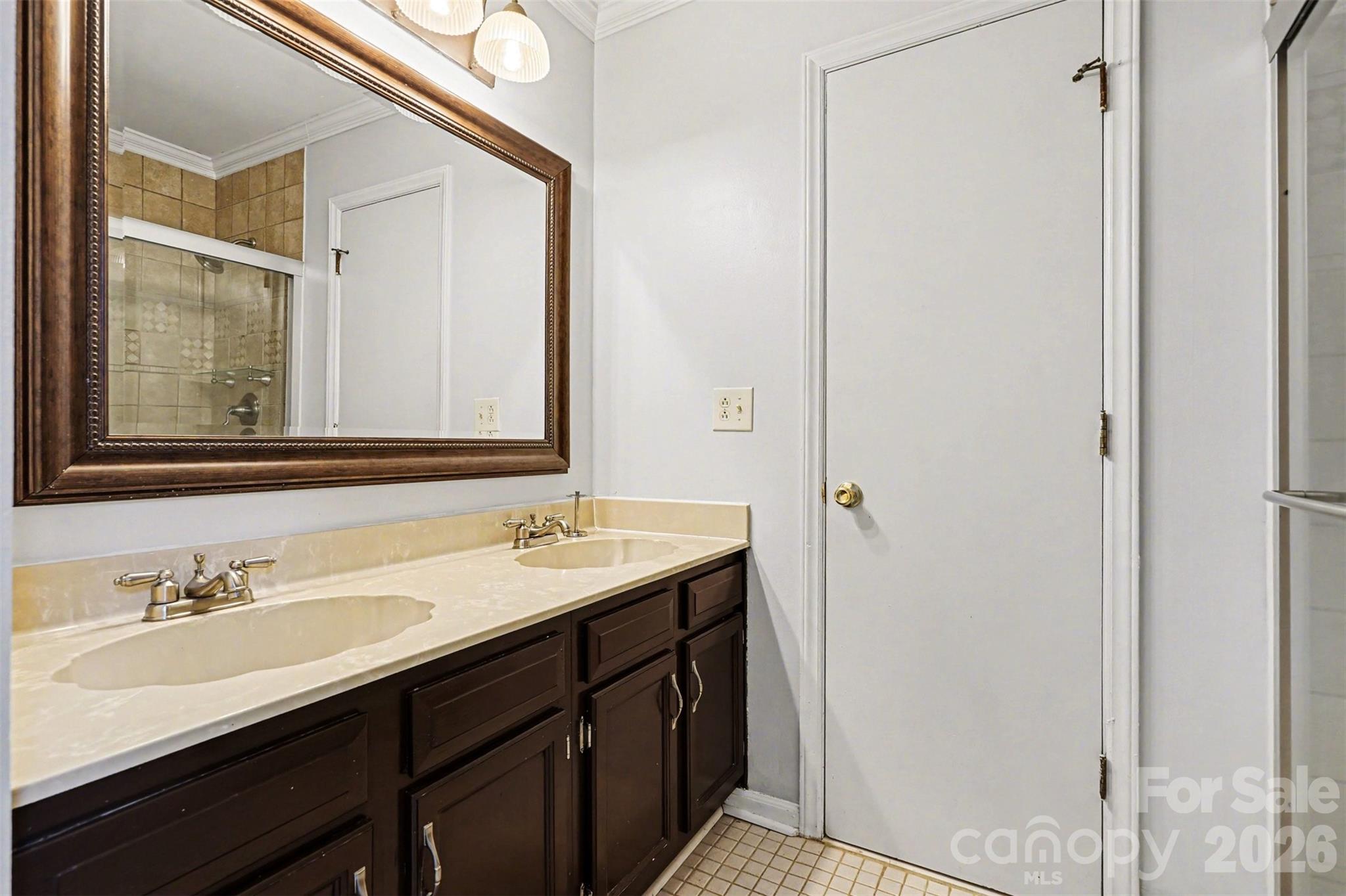 630 Silversmith Drive Charlotte NC 28270