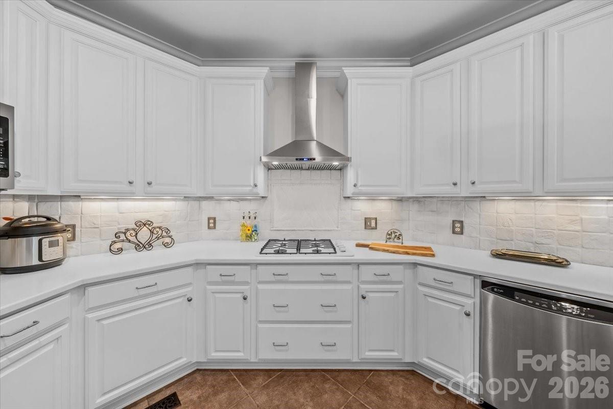 135 Harbor Drive W Lexington NC 27292
