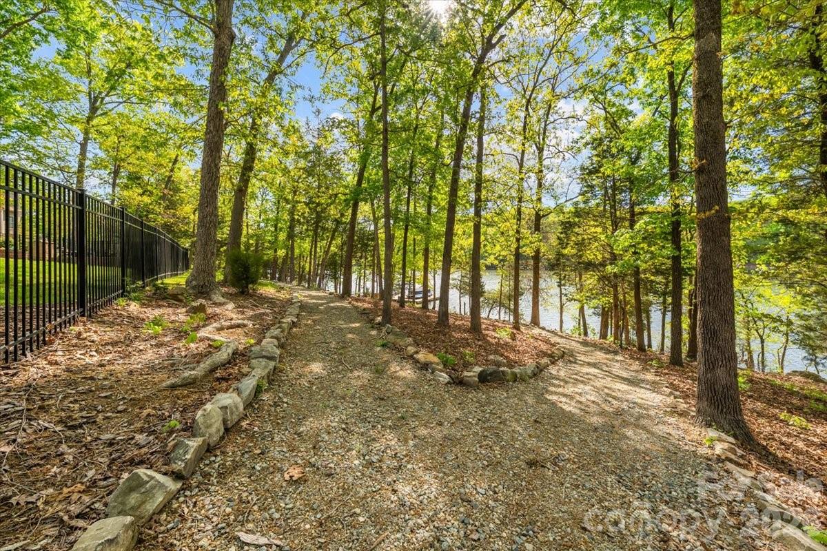135 Harbor Drive W Lexington NC 27292