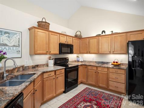 58 Mountain Meadow Circle Weaverville NC 28787