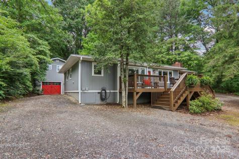 416 S Cherokee Avenue Black Mountain NC 28711