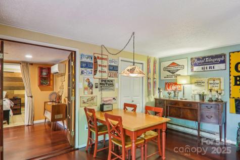416 S Cherokee Avenue Black Mountain NC 28711