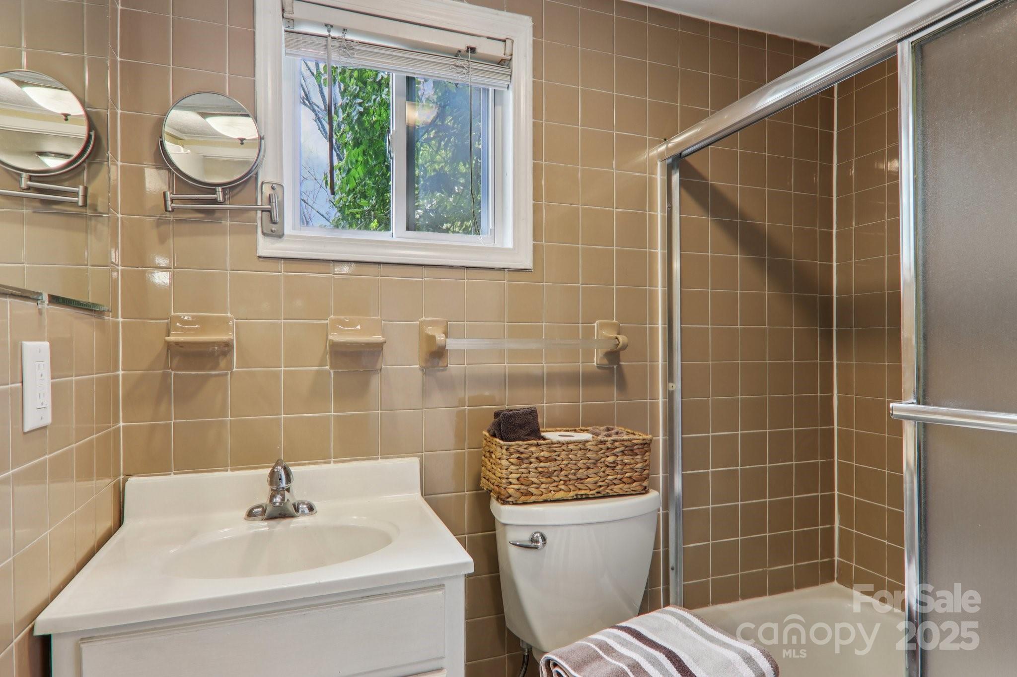 416 S Cherokee Avenue Black Mountain NC 28711