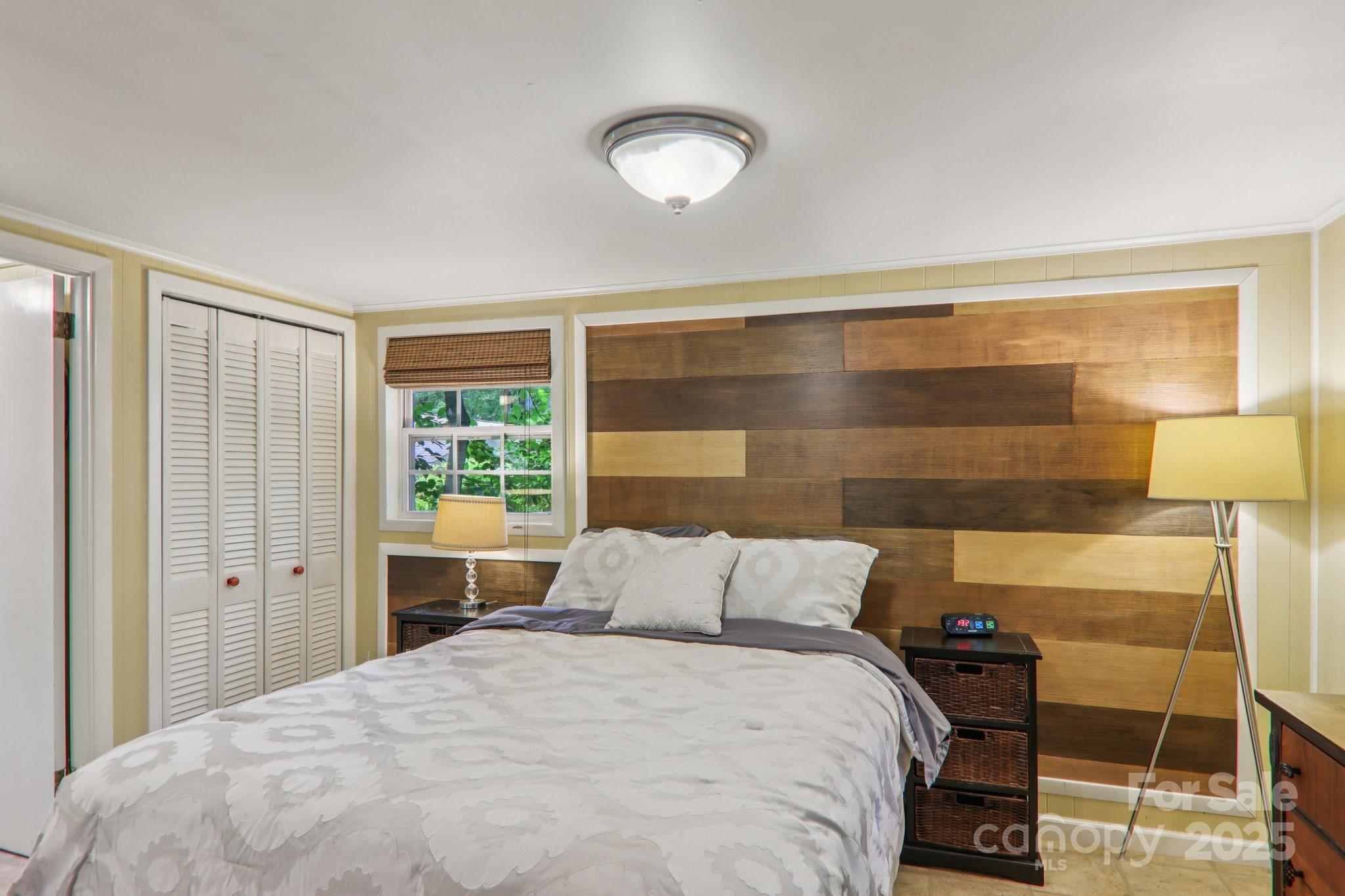 416 S Cherokee Avenue Black Mountain NC 28711