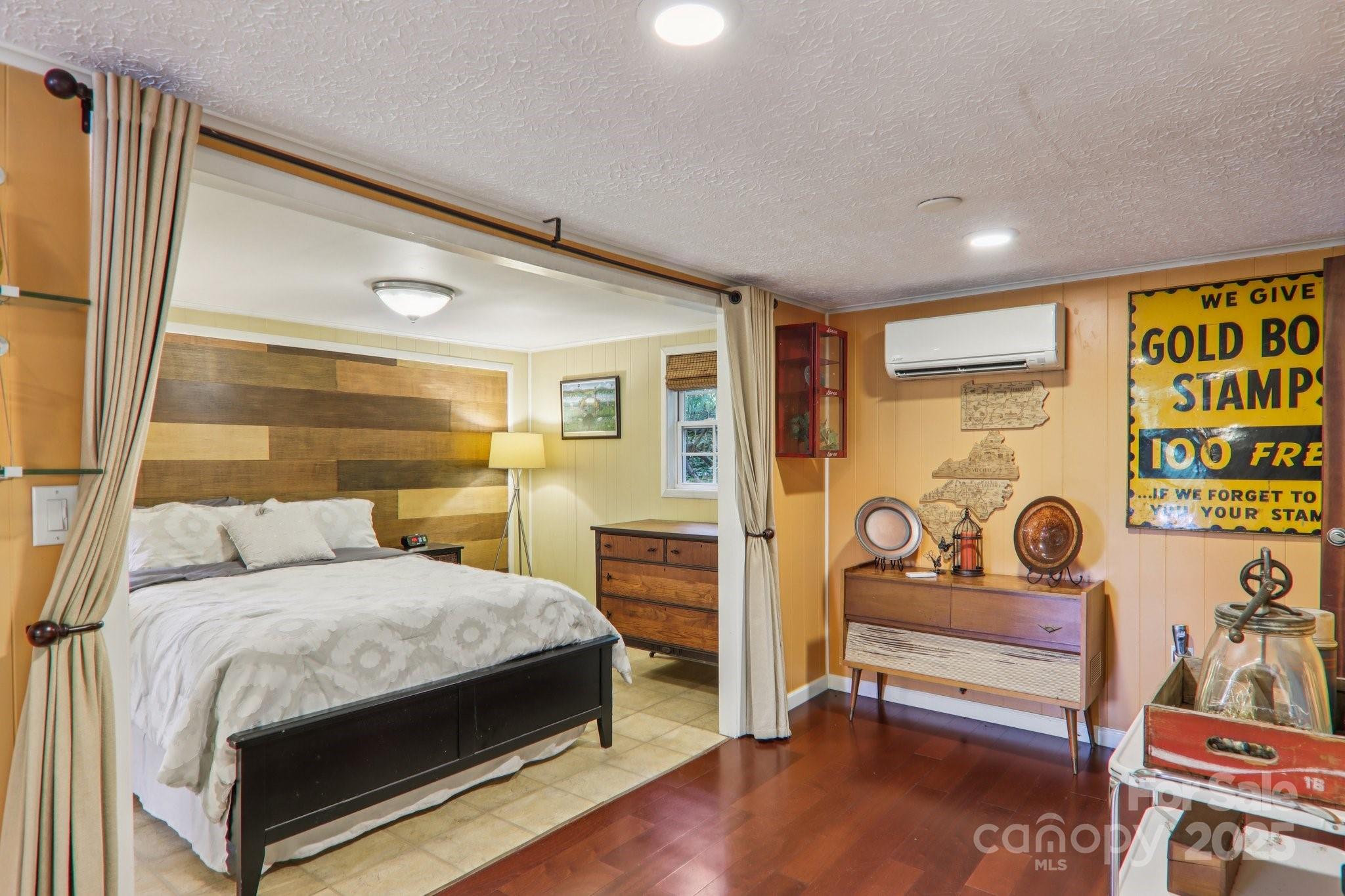 416 S Cherokee Avenue Black Mountain NC 28711