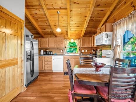 202 Panorama Drive Nebo NC 28761