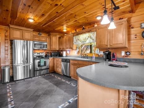 202 Panorama Drive Nebo NC 28761