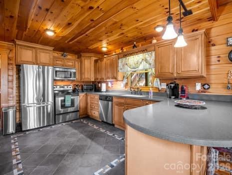 202 Panorama Drive Nebo NC 28761