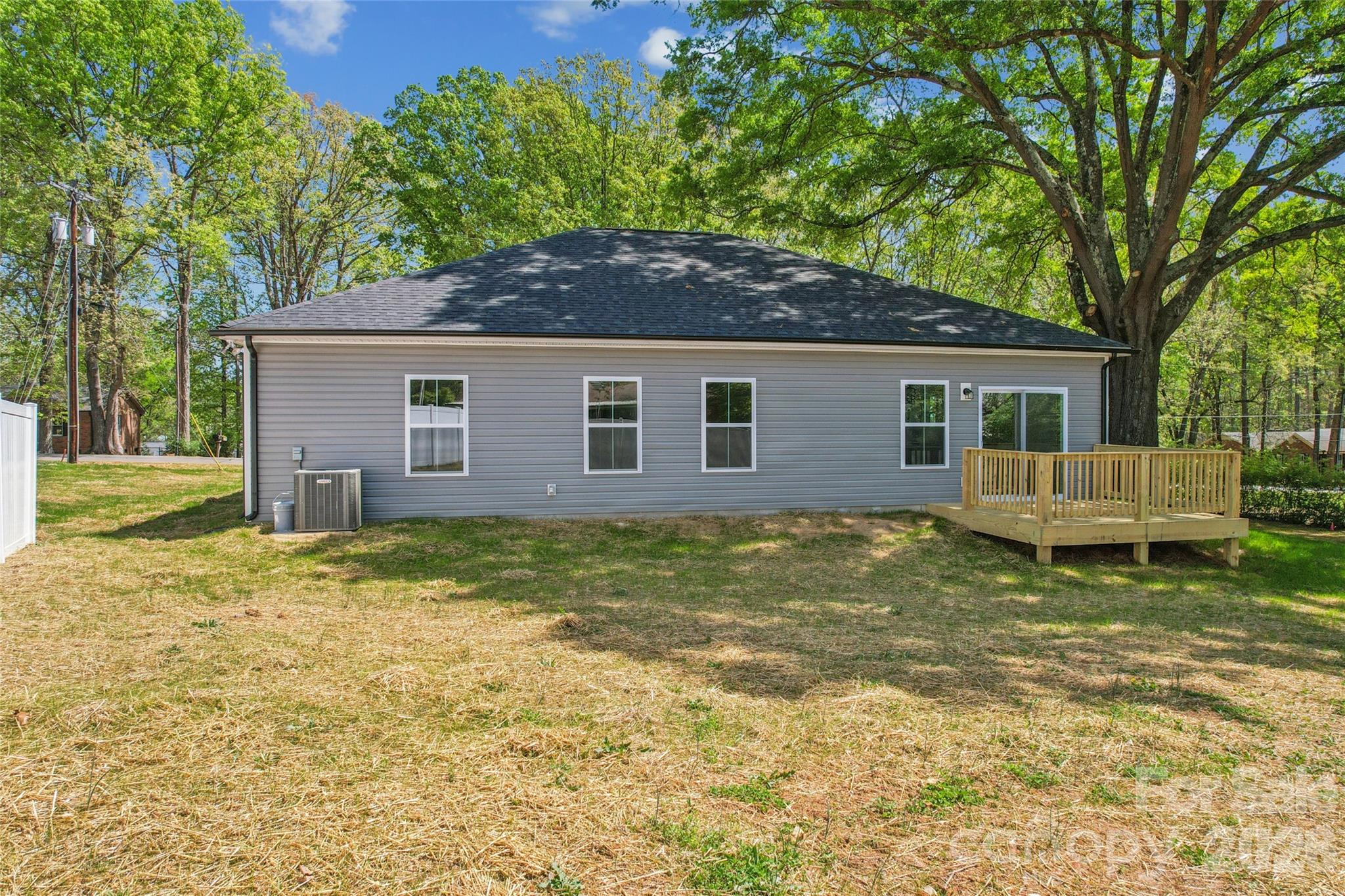 321 Henderson Circle Harrisburg NC 28075