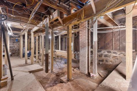 141 Louisiana Avenue Asheville NC 28806