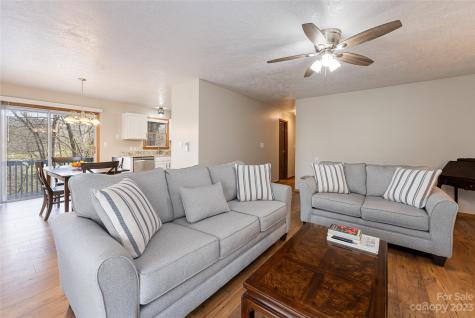 380 River Ridge Drive Burnsville NC 28714