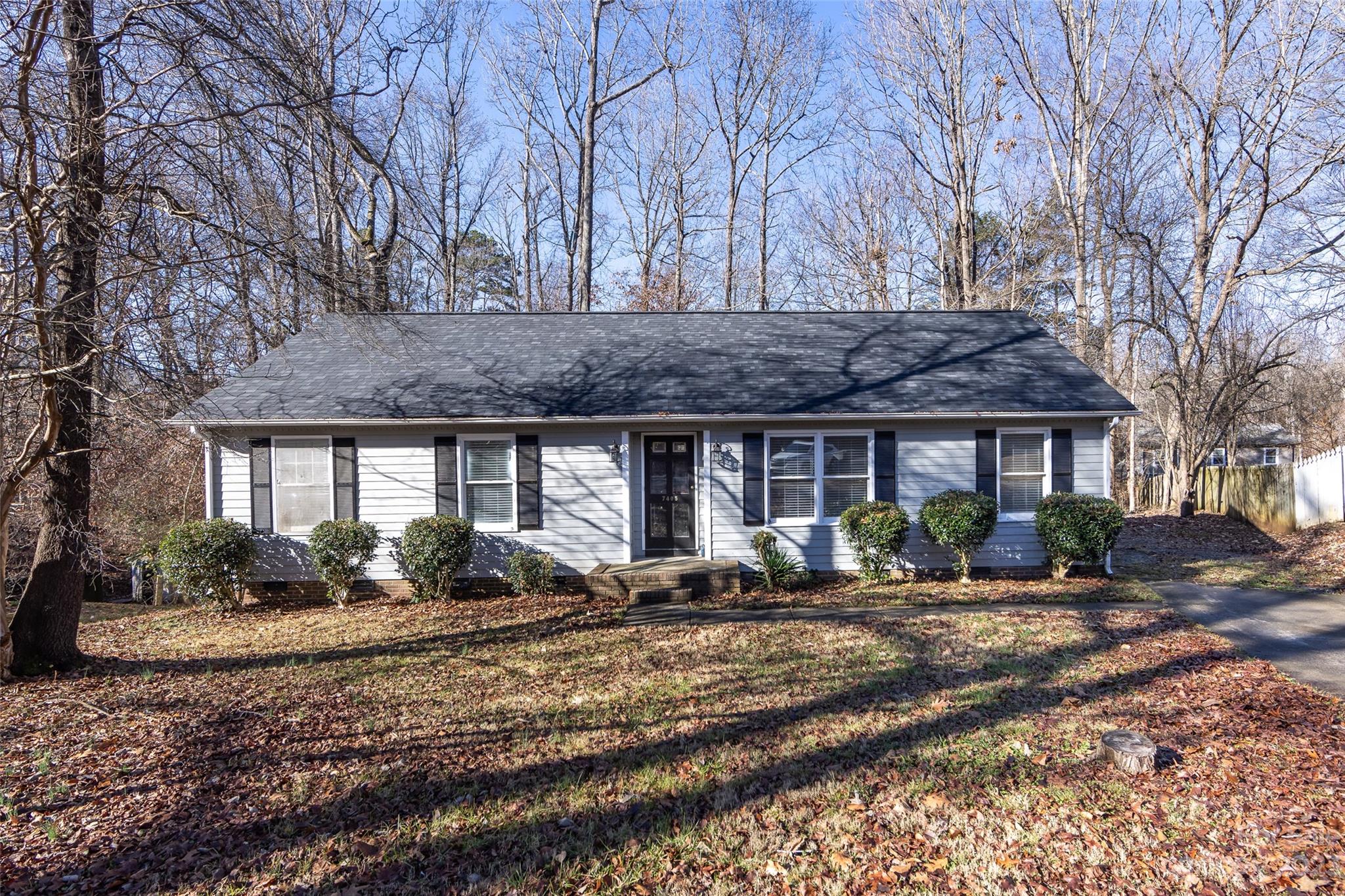 7405 Feathers Place Charlotte NC 28213