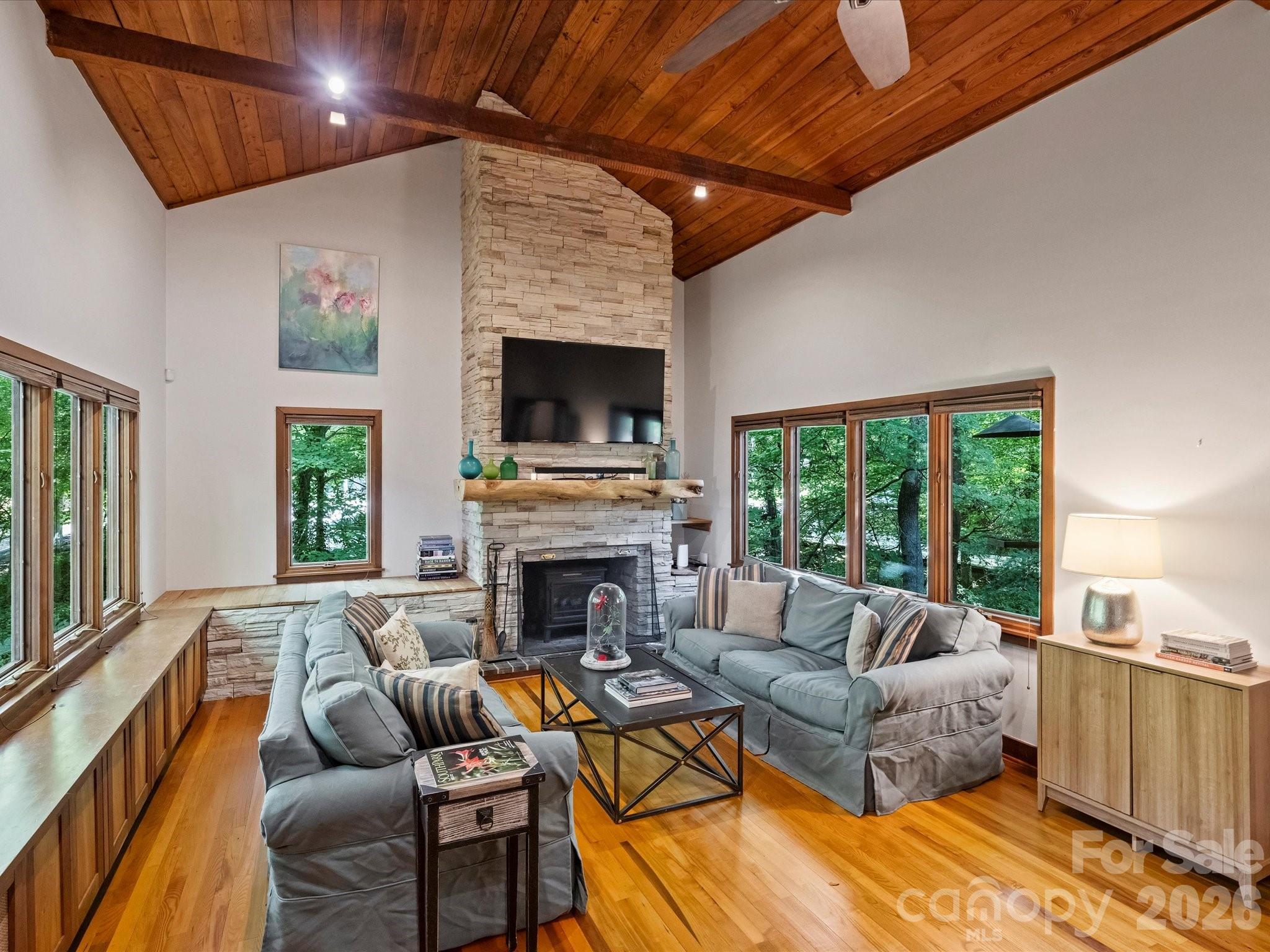 5624 Glenkirk Road Charlotte NC 28210