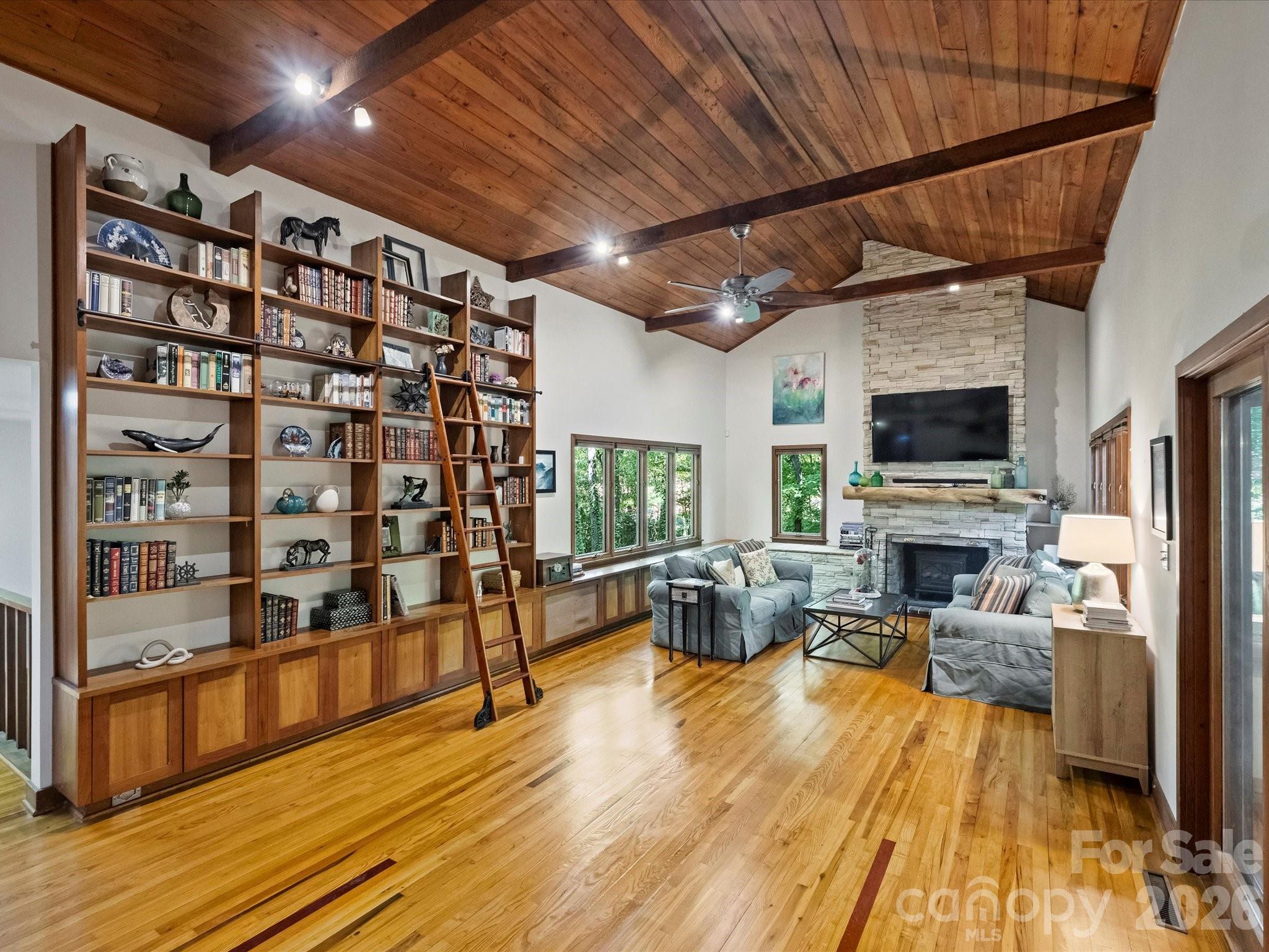 5624 Glenkirk Road Charlotte NC 28210