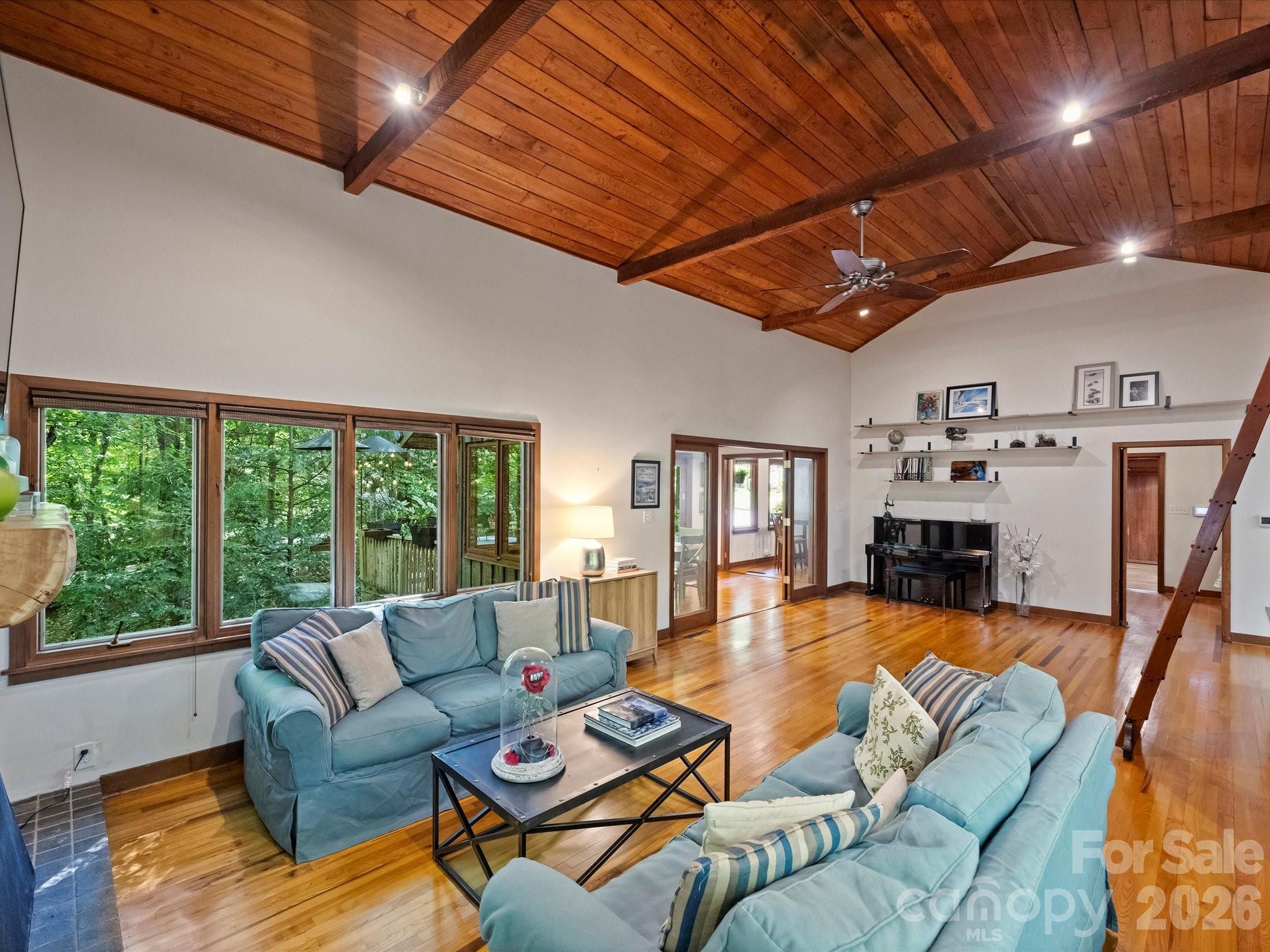 5624 Glenkirk Road Charlotte NC 28210