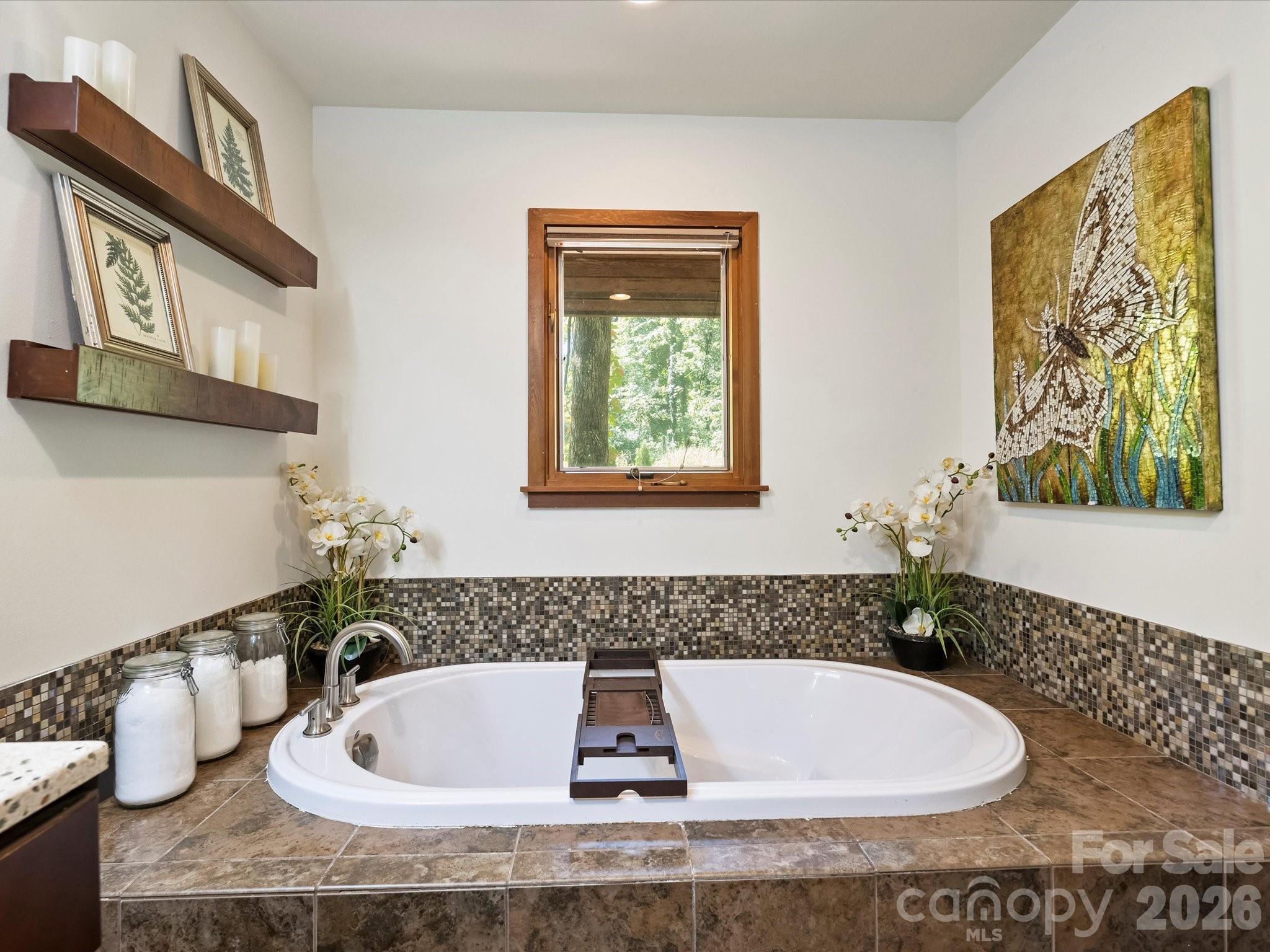 5624 Glenkirk Road Charlotte NC 28210