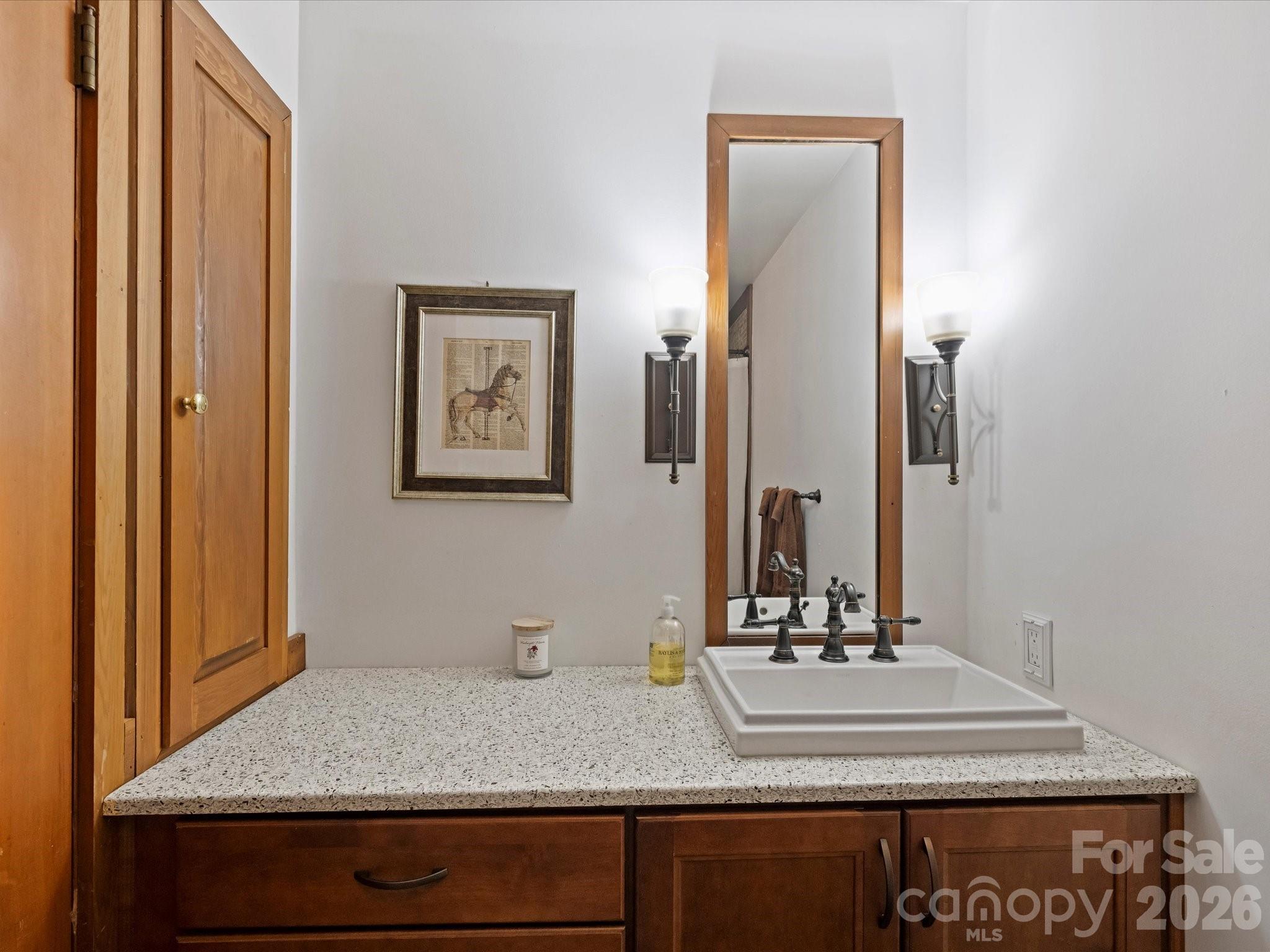 5624 Glenkirk Road Charlotte NC 28210