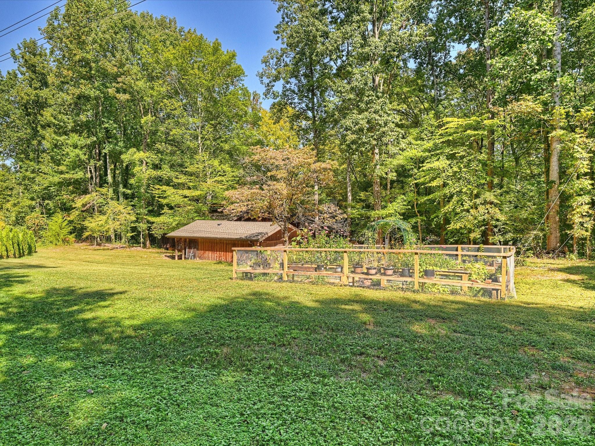 5624 Glenkirk Road Charlotte NC 28210