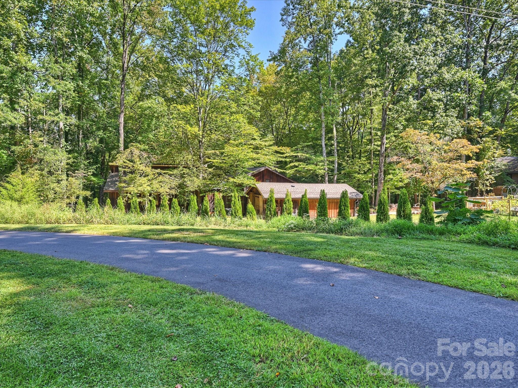 5624 Glenkirk Road Charlotte NC 28210