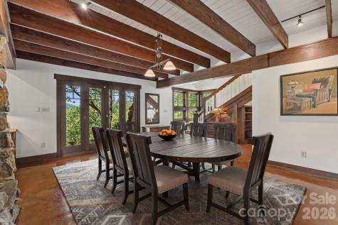 144 Pegg Road Barnardsville NC 28709