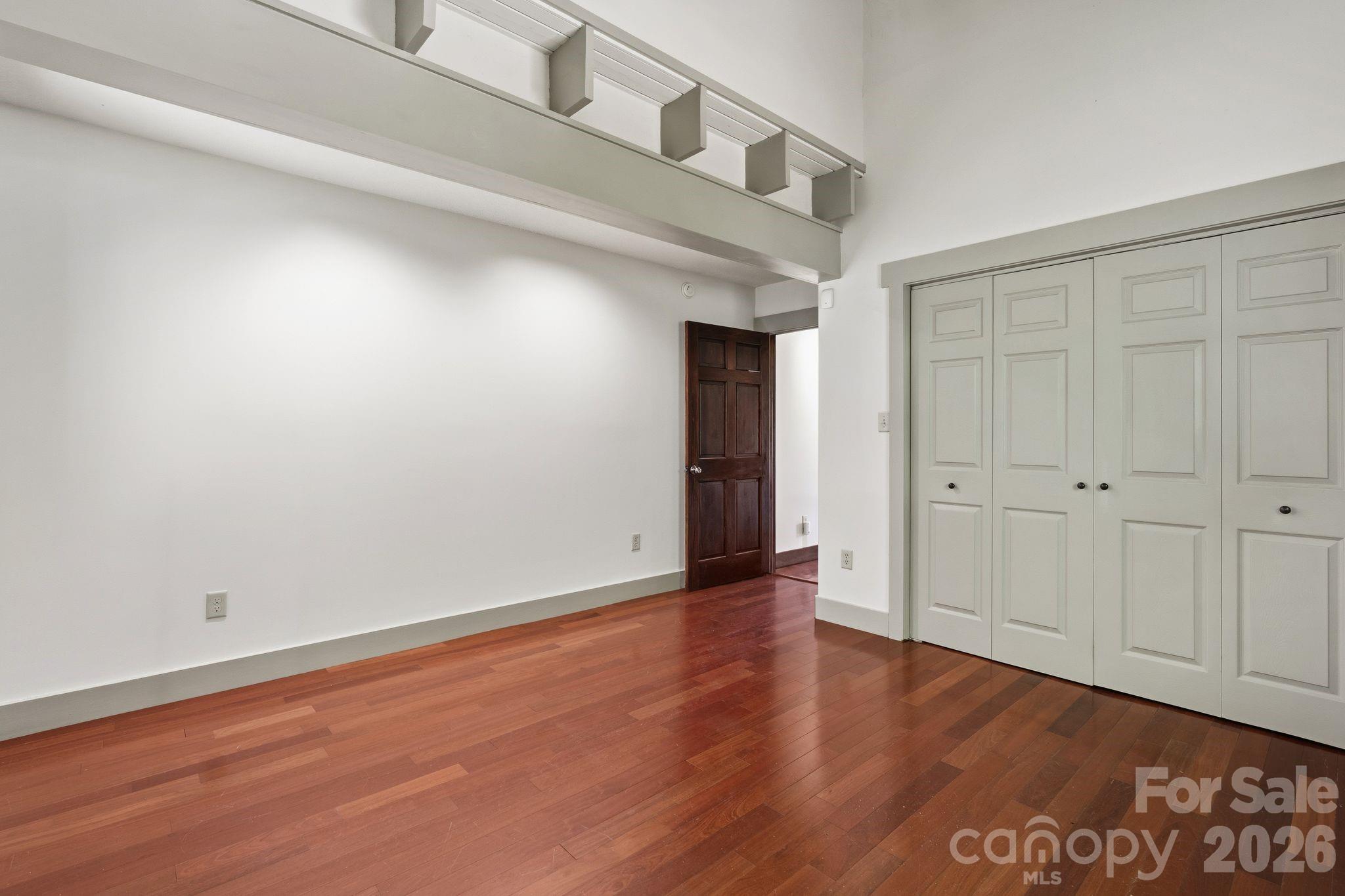 144 Pegg Road Barnardsville NC 28709