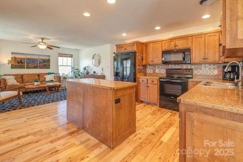 29 Herringbone Drive Asheville NC 28806