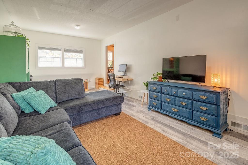 29 Herringbone Drive Asheville NC 28806