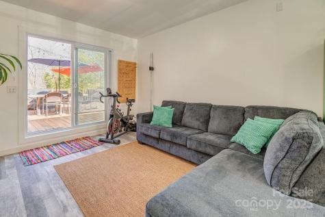 29 Herringbone Drive Asheville NC 28806