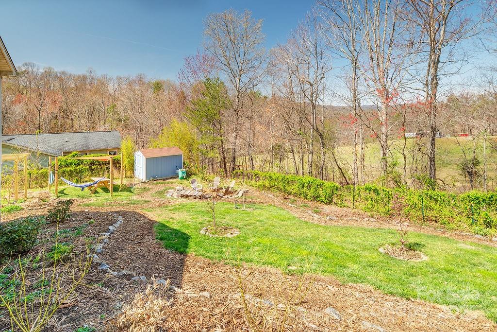 29 Herringbone Drive Asheville NC 28806