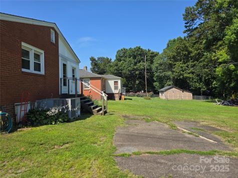 412 Ridge Street Stanley NC 28164