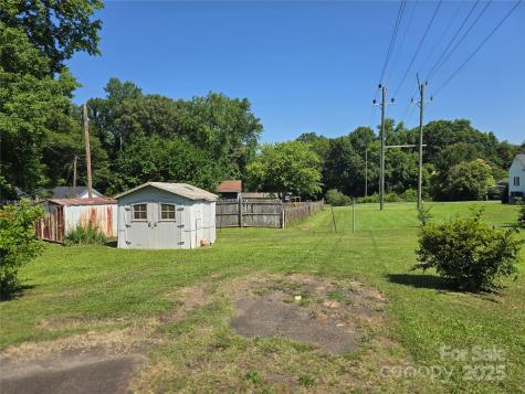 412 Ridge Street Stanley NC 28164
