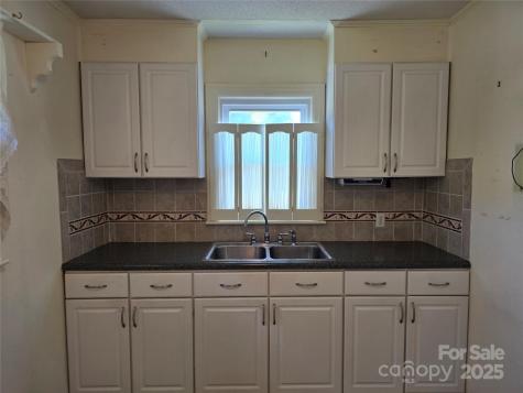 412 Ridge Street Stanley NC 28164